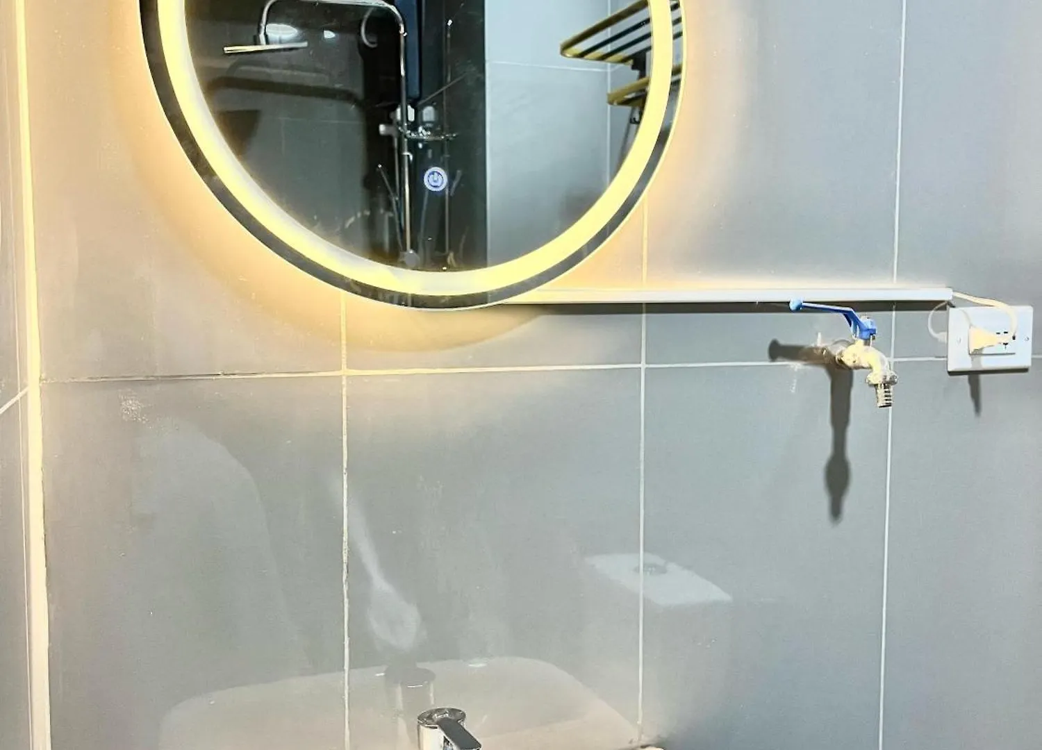 Air Residences - Elevate Escapes Makati, Central Location Manila